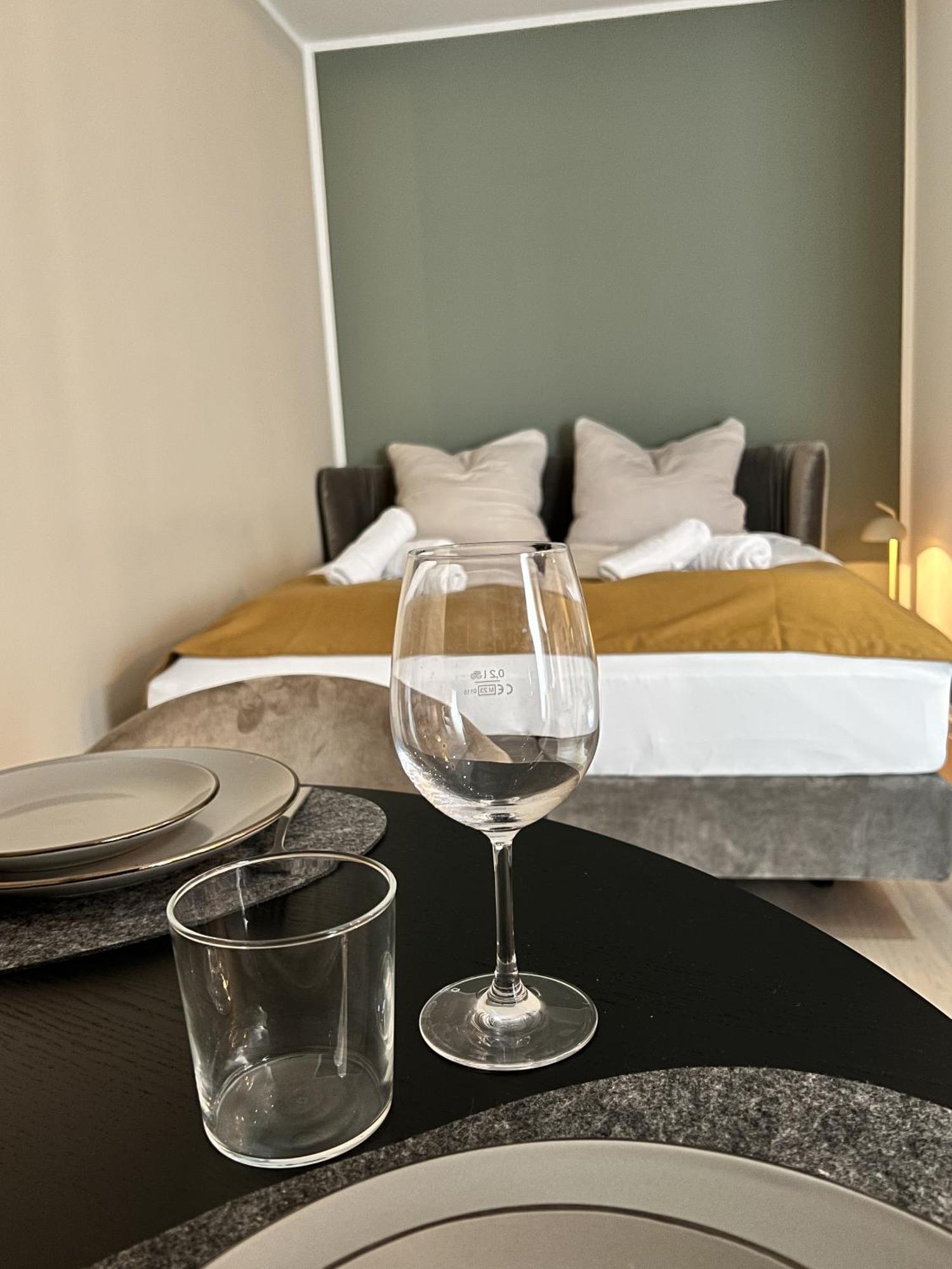 Qonroom - As Individual As You - Minden Kaiserstrasse Екстер'єр фото