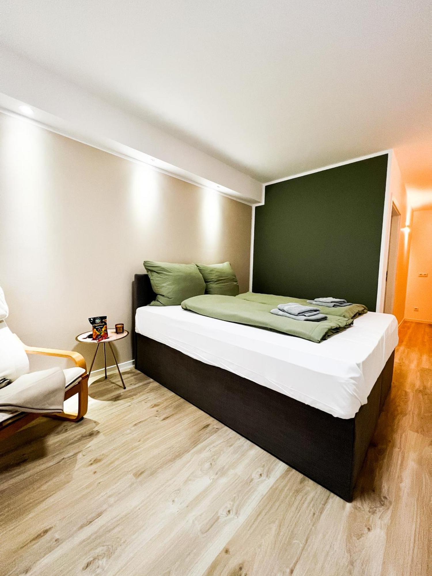 Qonroom - As Individual As You - Minden Kaiserstrasse Номер фото